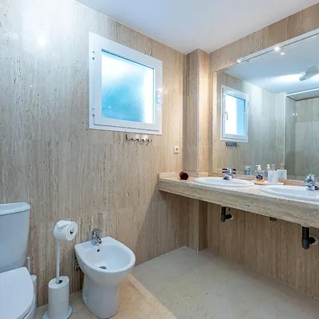 Lejlighed Hills Chic 3 Bed Elviria, *