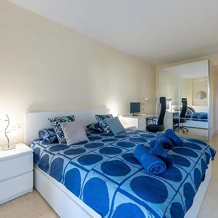 Hills Chic 3 Bed Elviria, Lejlighed *