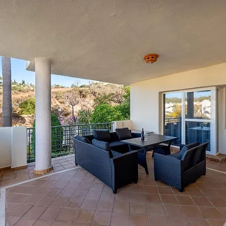 Lejlighed Hills Chic 3 Bed Elviria, *