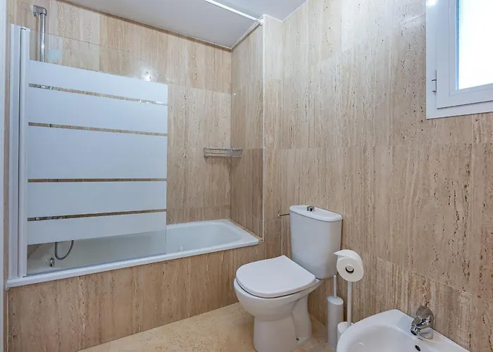 Hills Chic 3 Bed Elviria, Daire