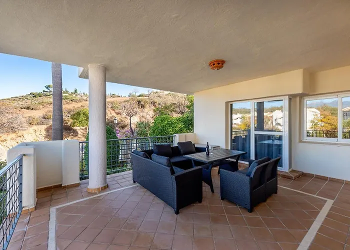 Daire Hills Chic 3 Bed Elviria, *